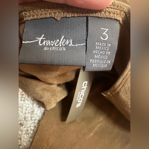 Chicos Travelers Slinky Ring Detail Sierra top size 3 or L NWT - Picture 4 of 6
